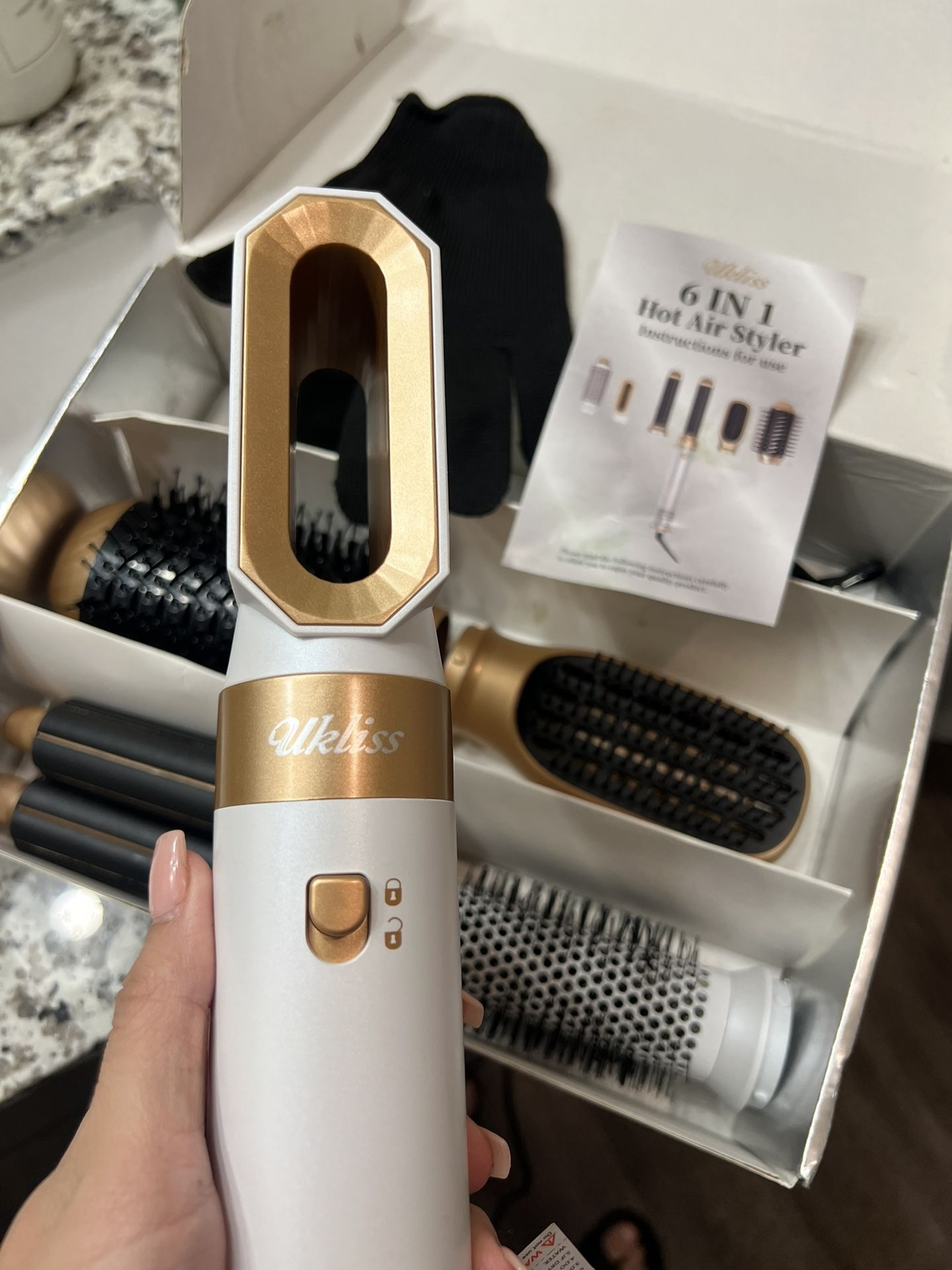 Brand new 6 in one hot air styler by Ukliss