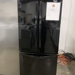 REFRIGERATOR 