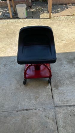 MATCO TOOLS ADJUSTABLE MECHANICS CHAIR