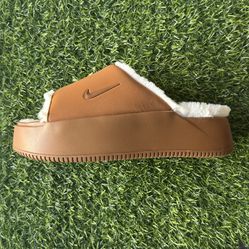 Nike calm fur slide size 9W brand new
