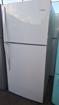APARTMENT REFRIGERATOR. $199. 
