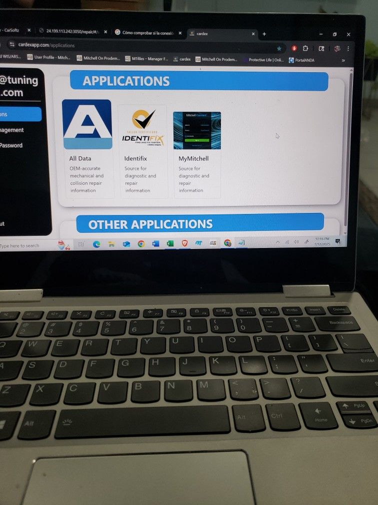 Laptop Con Sistemas De Mecanica A 2025