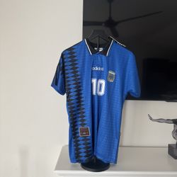 Maradona #10 Argentina 1994 NEW  ( Medium & XL) 