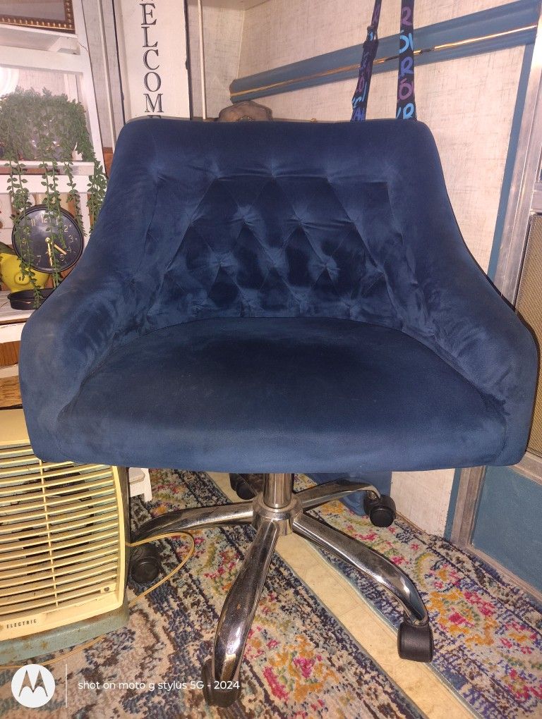 Meridian Blue Velvet Swivel Chair
