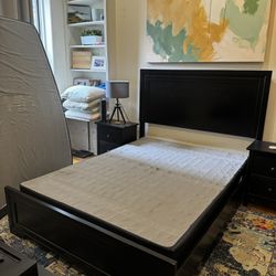 Queen Sized Bed Set