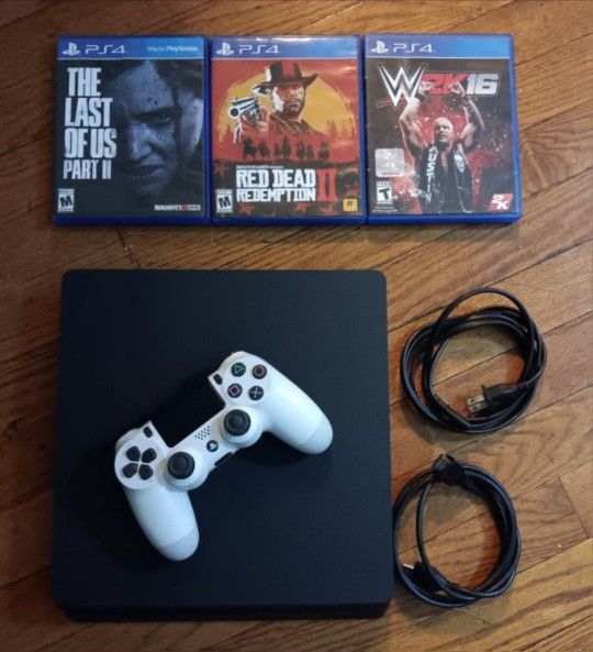 Ps4 With 3 Games