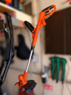 Electric weed trimmer