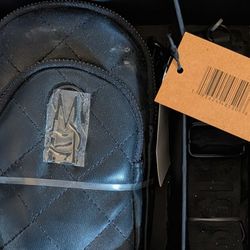 Steve Madden Boxed Jenna North South Crossbody In Black. New In Box 