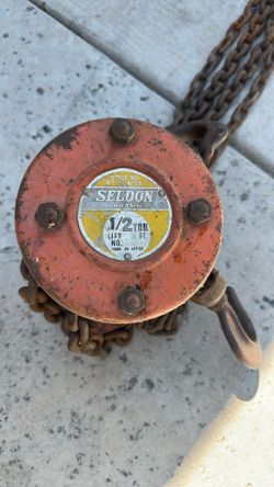Seldon Brand Engine Hoist 