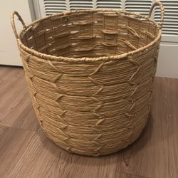 Woven Seagrass Storage Basket 