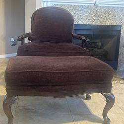 Classic Accent Chair with Ottoman – Star Furniture