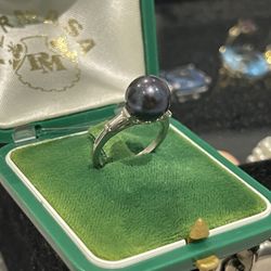 PLATINUM PEARL DIAMOND RING 