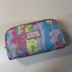 LILLY PULITZER x Estée Lauder Women’s Multi Color Floral Pattern Zip Pouch Bag