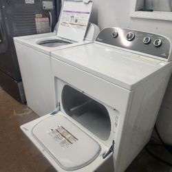 SET  WHIRPOOL WASHER AND DRYER 