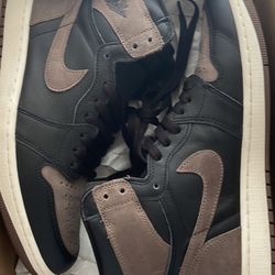Nike Jordan 1 High OG Palomino Sz 11