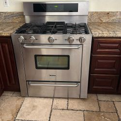 Kenmore Elite Stove