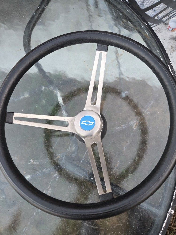 Like New Condition Chevy Steering Whell 