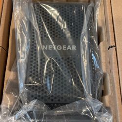 Netgear CM1000-100NAS Nighthawk DOCSIS 3.1 Cable Modem - Black   