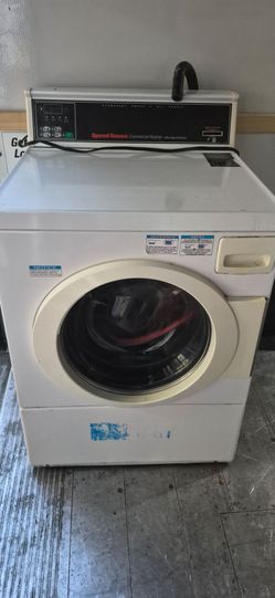 Commercial Dryer Speed Queen