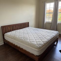 KING SIZE BED & MATTRESS 