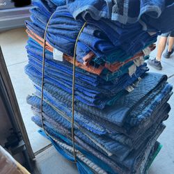 Used Moving Blankets And Pads