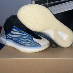 Yeezy Quantum Size 11