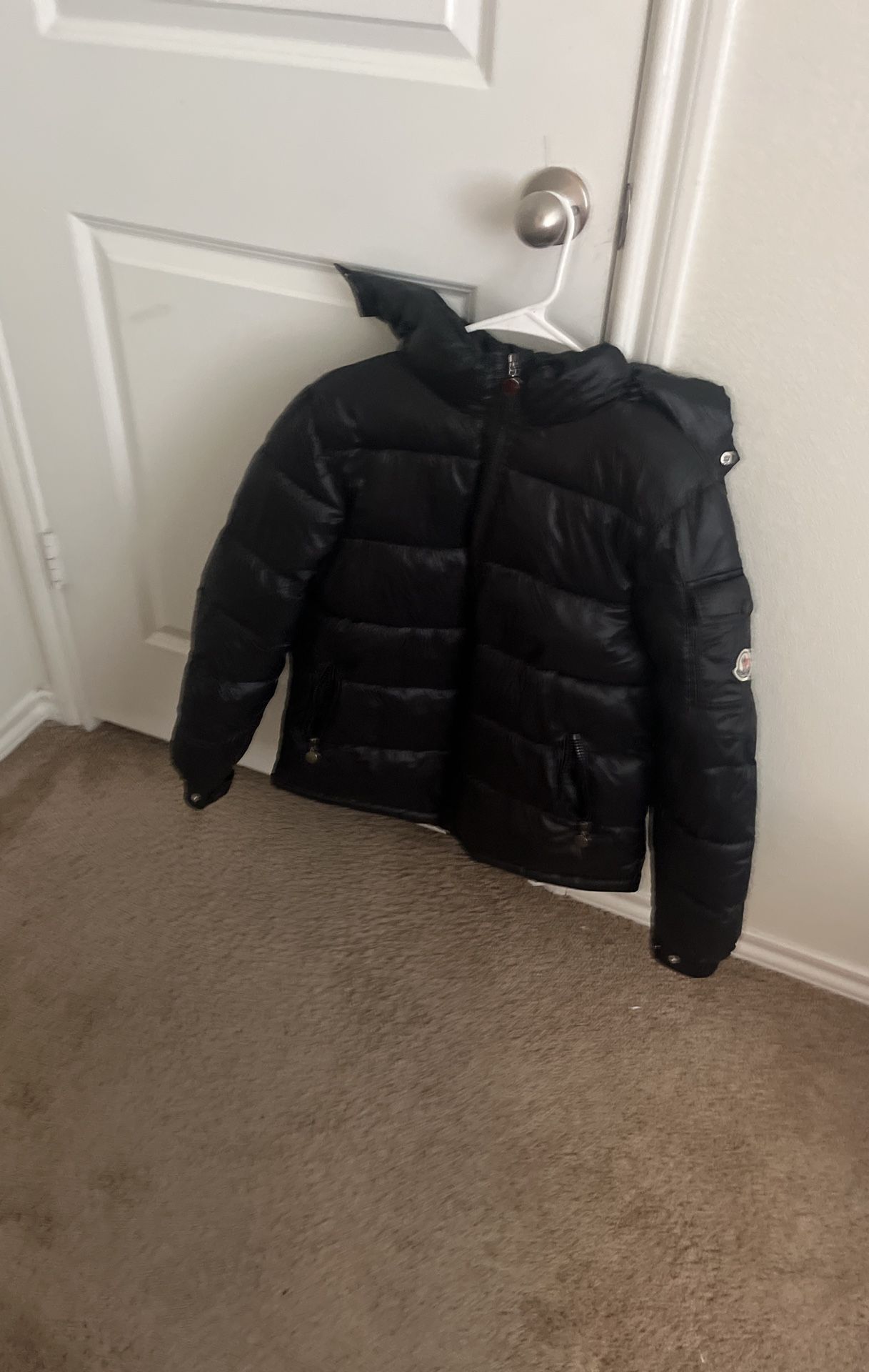 moncler puffer 