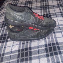 Travis Scott Phantoms Size 11
