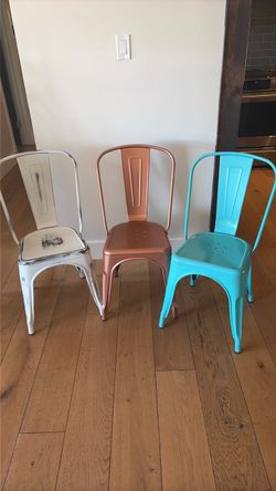 12 Metal dining chairs