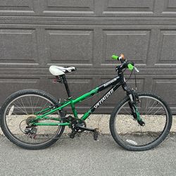 Specialized Hardrock Mountain Bike – Ready to Ride