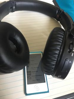 IPOD TOUCH 7gen and WIRELESS SONY HEADPHONE