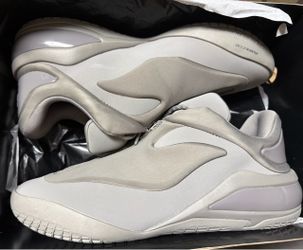 Shai 001 size 11