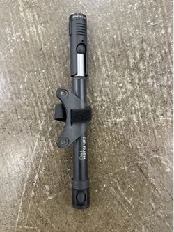 PORTABLE AIR PUMP
