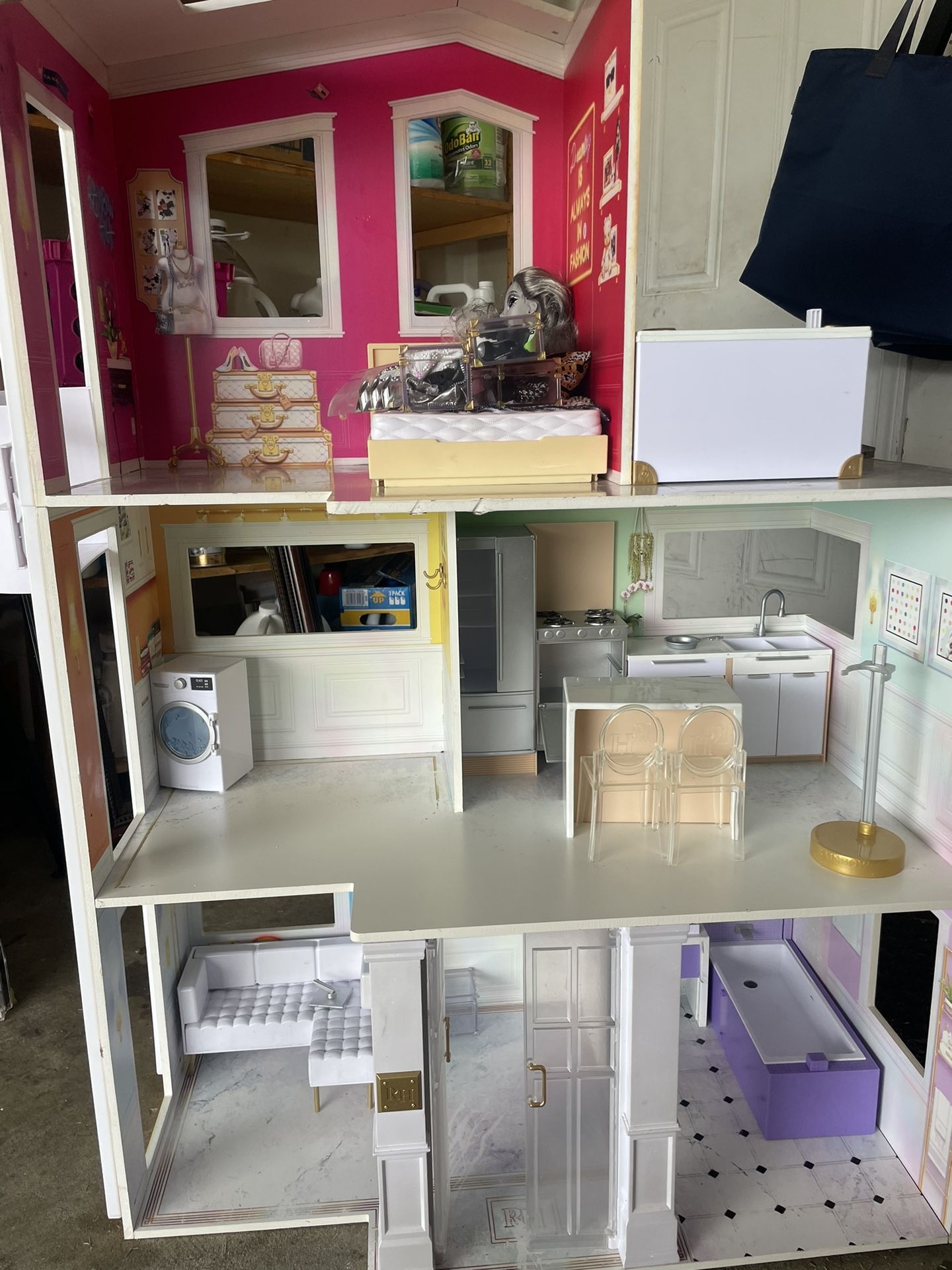 XL Barbie Doll House 