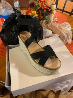 wedges sunny daze black 7.5