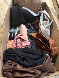Women’s Clothing Bundle – Mixed Brands, Sizes & Styles