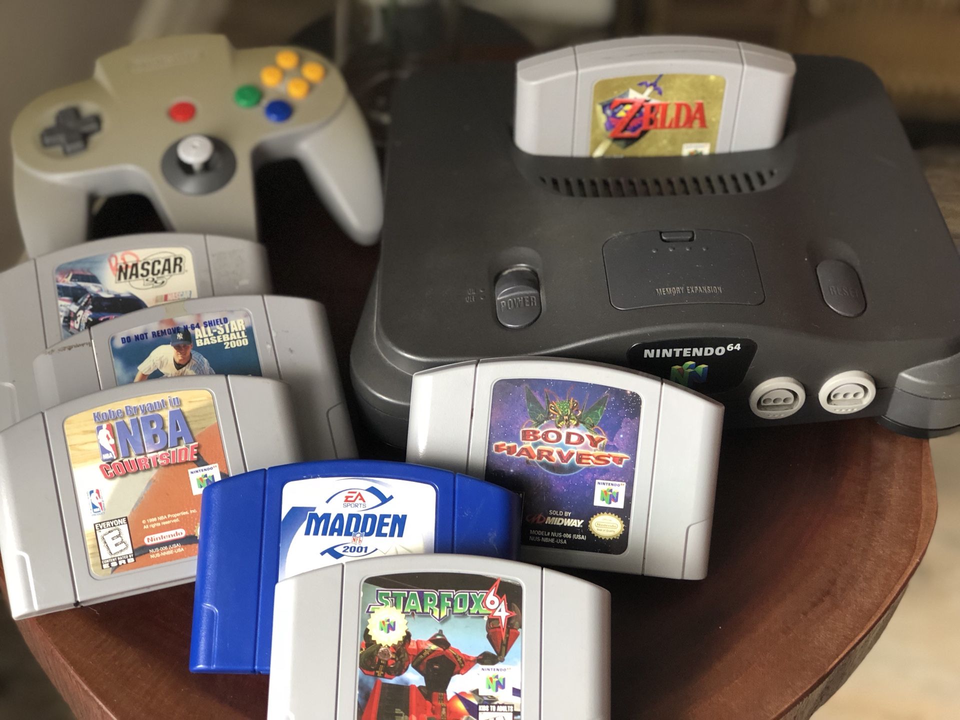 Nintendo 64 N64 with 7 games including my Zelda and Starfox. Comes with all cables and 1 controller