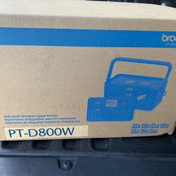 Brother Printer Portable, Industrial Electronic Label Maker (PTD800W), 5.7" x 4.6" x 7.6"