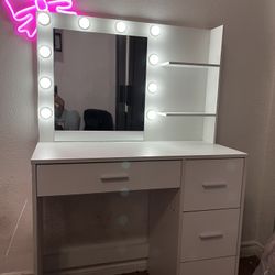 Makeup Vanity 