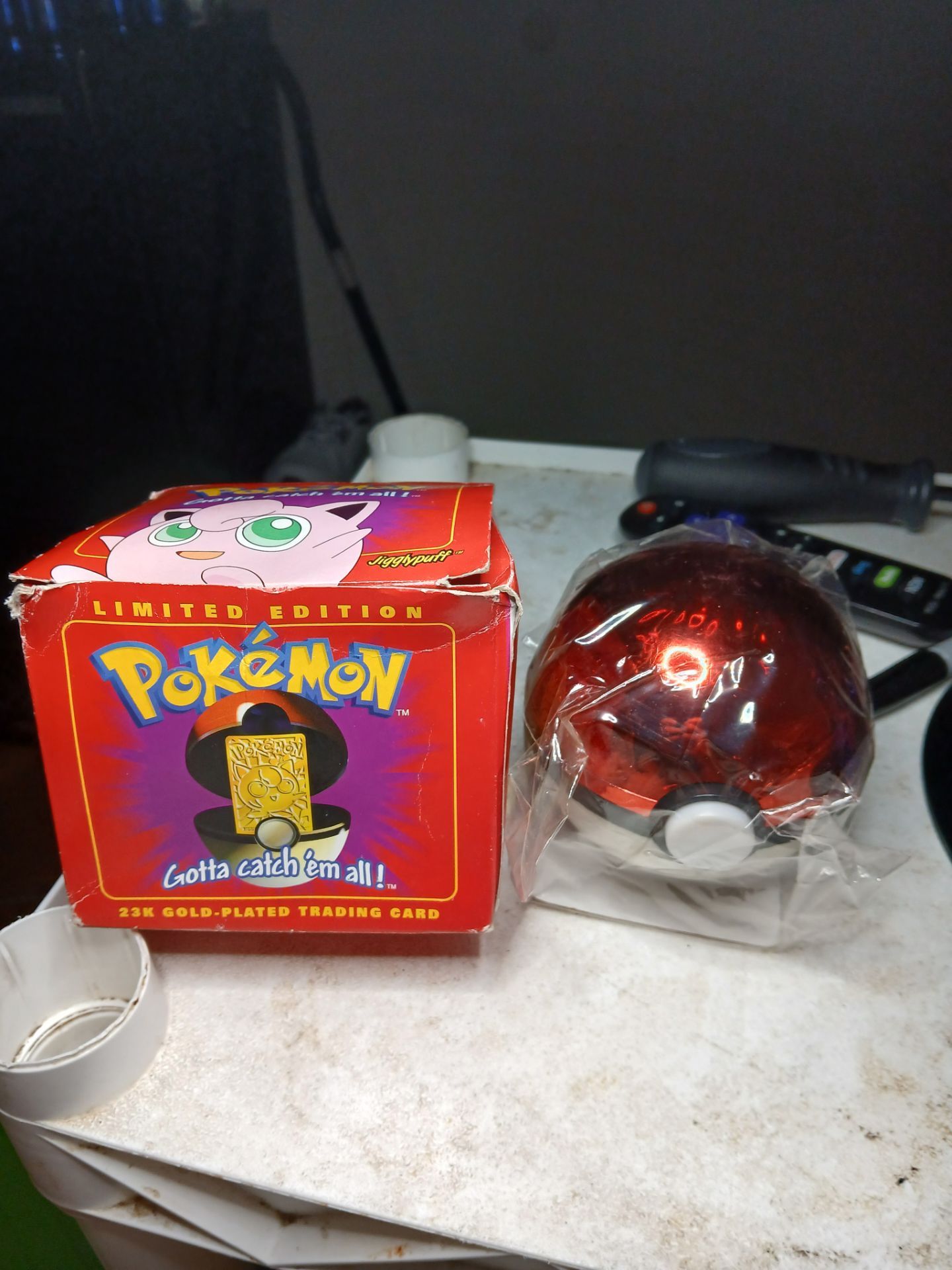Pokemon ball