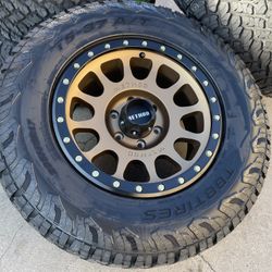 17x8.5 0mm METHOD MR305 wheels Tacoma 4Runner Tundra Silverado Sierra Tahoe Rims Tires 6x5.5 Bronco
