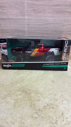 Maisto 1:27 2023 Toyota Tacoma TRD Pro Die-Cast
