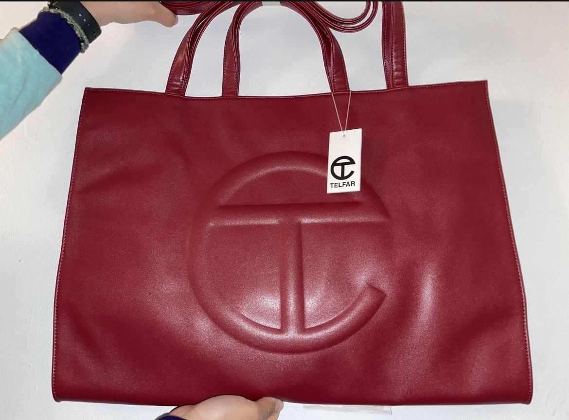 Telfar Bag (large)