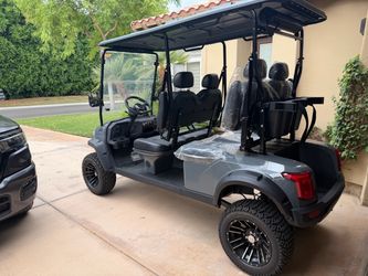2026 Lifted Loaded Lithium Battery Golf Cart