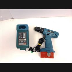 Makita 14.4v Cordless Drill Set 6228D - with, Battery & Charger dc1804t