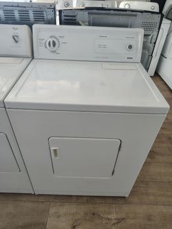 Kenmore electric dryer 220v heavy duty súper capacity In Excellent Working Condition