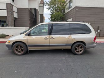 2000 Dodge Grand Caravan SE