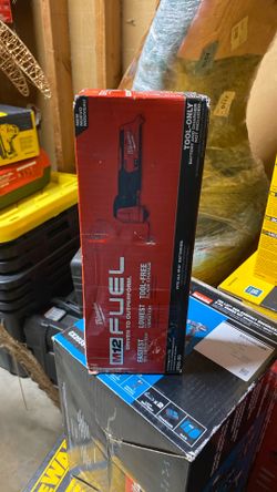 Milwaukee M12 Fuel Oscillation Multi-tool Cat.2526-20