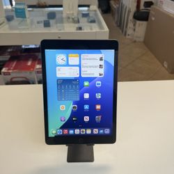 iPad 9th Gen 10.2inch 256GB Storage WiFi & LTE Unlocked like New