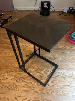 Couch table / end table